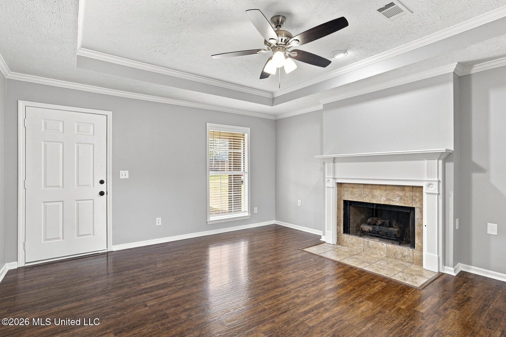 220 Shadow Creek Drive Property Photo 7