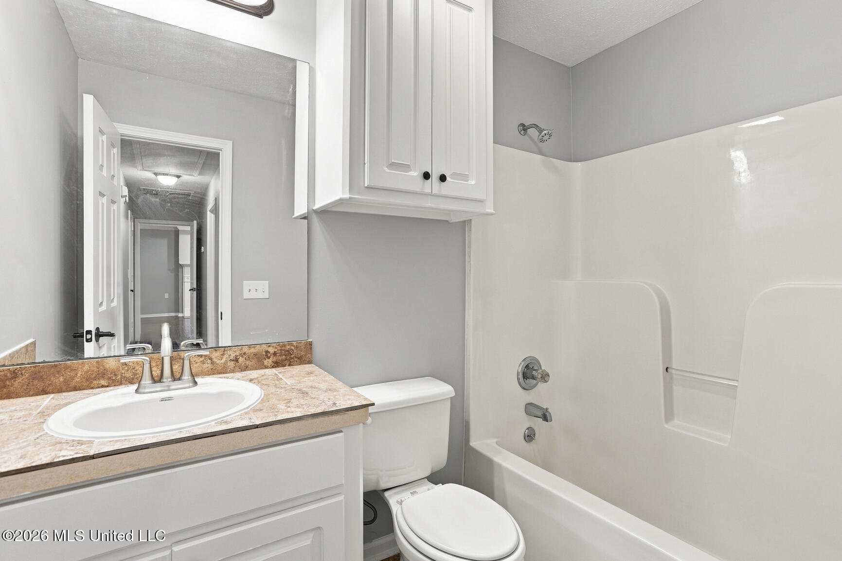 220 Shadow Creek Drive Property Photo 16