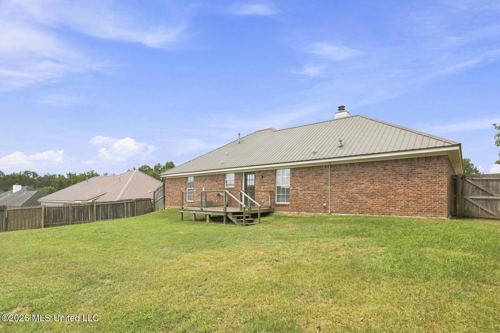 220 Shadow Creek Drive Property Photo 23