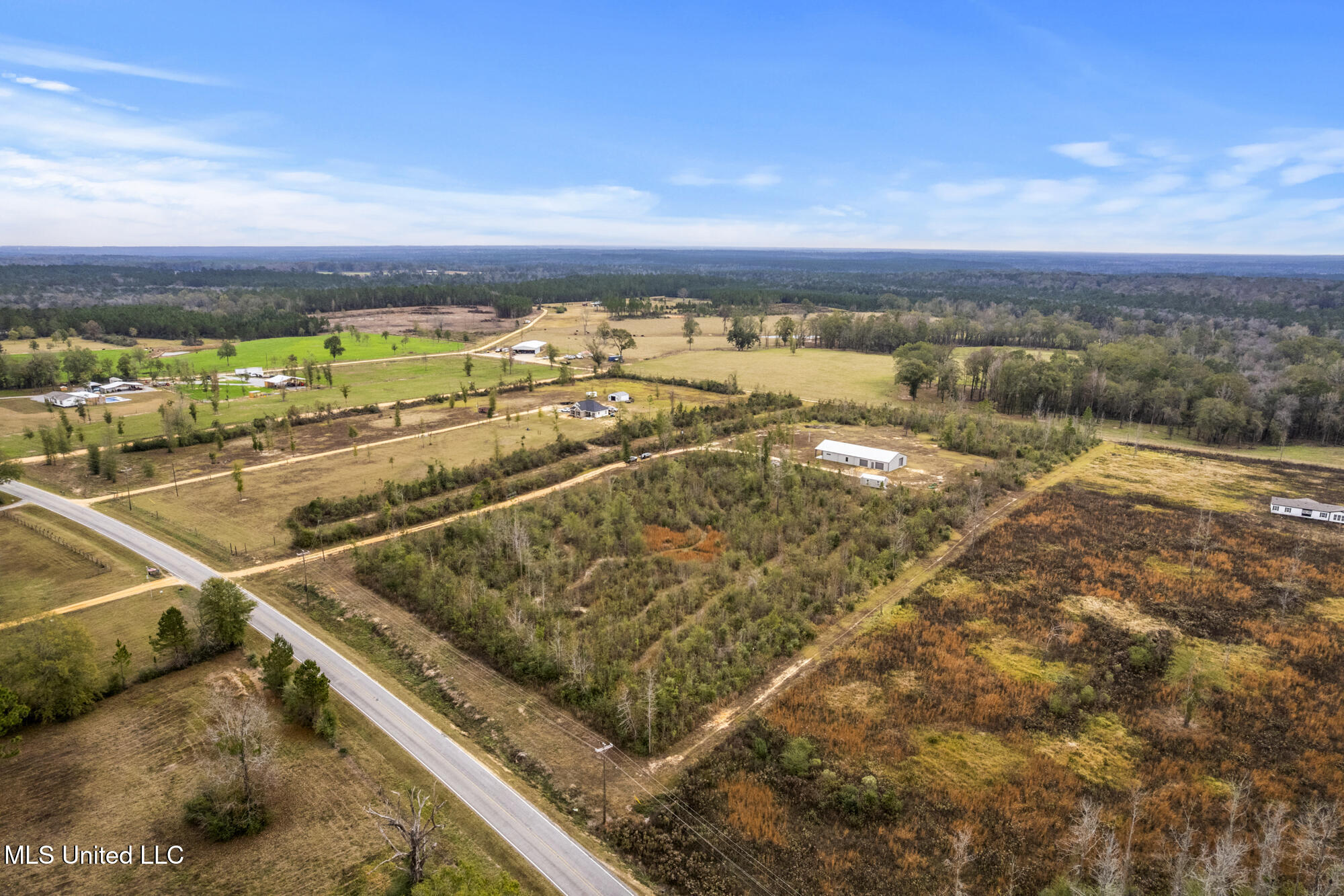 284 W Wire Road Property Photo 5