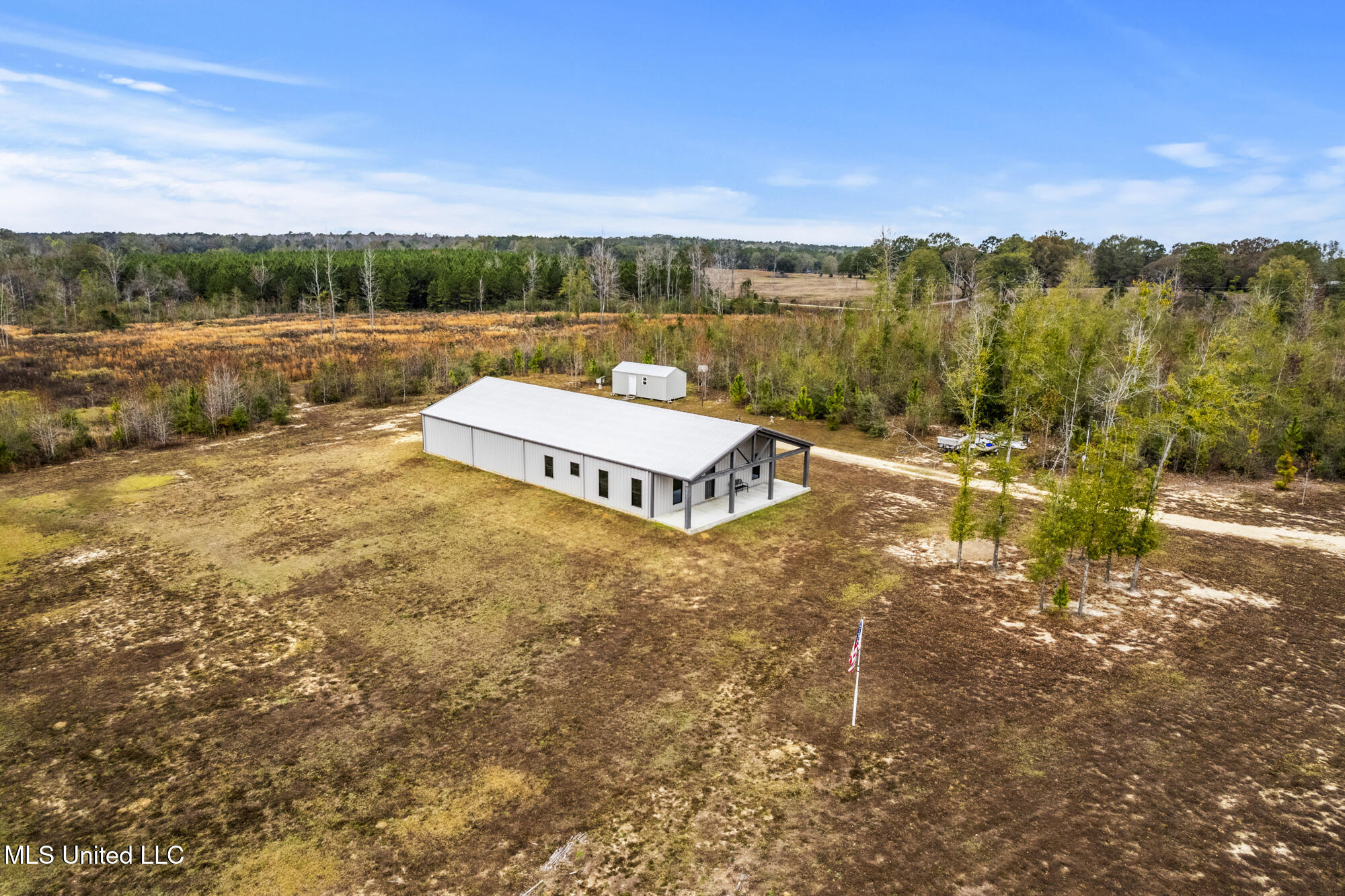 284 W Wire Road Property Photo 12
