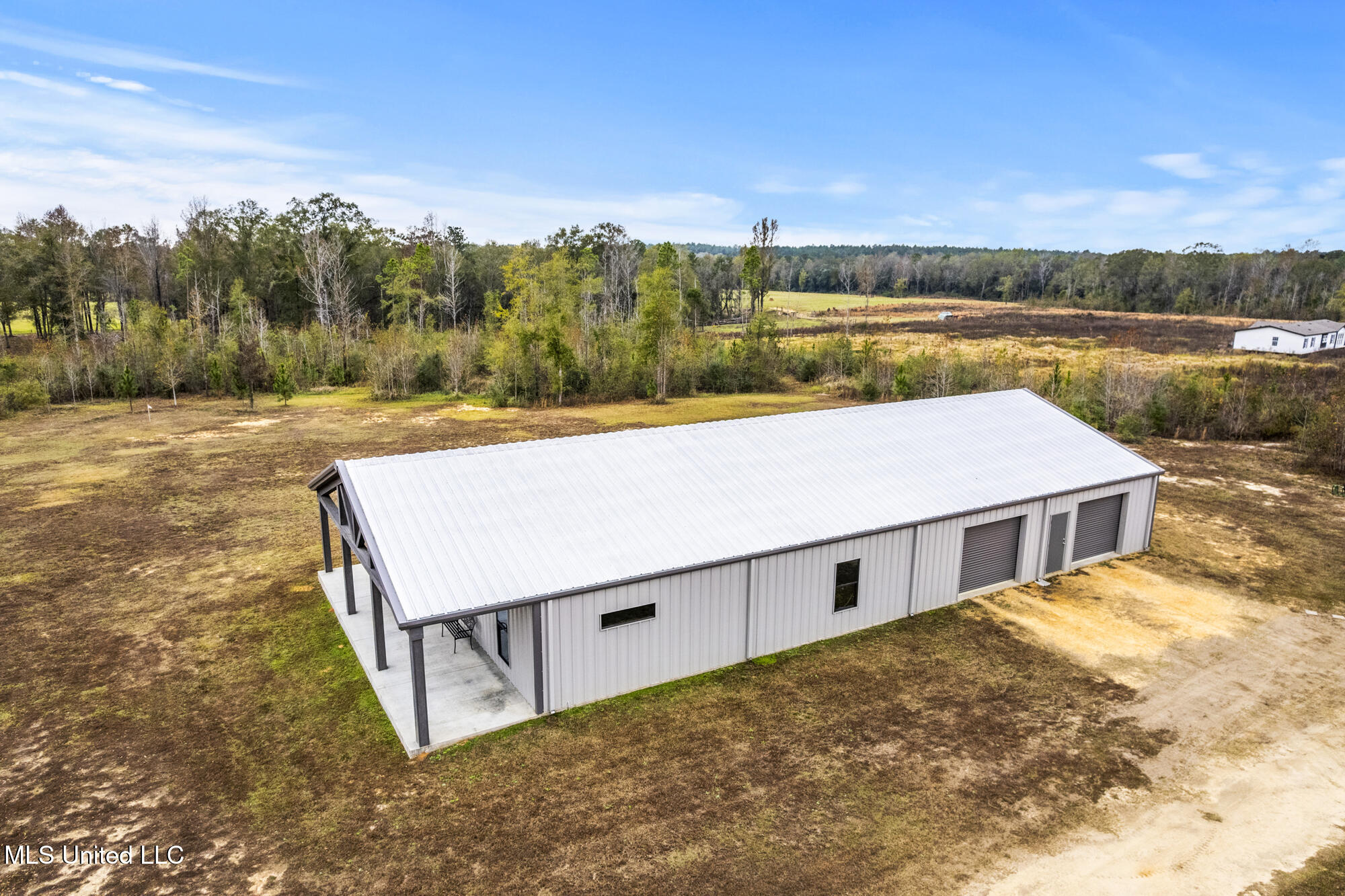 284 W Wire Road Property Photo 18