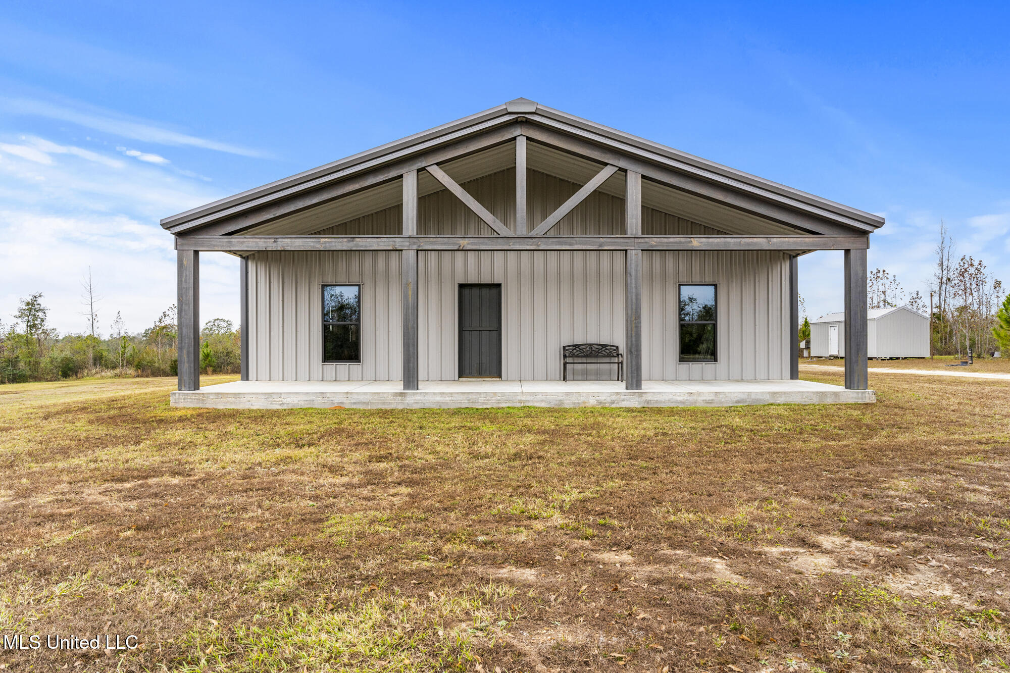 284 W Wire Road Property Photo 19