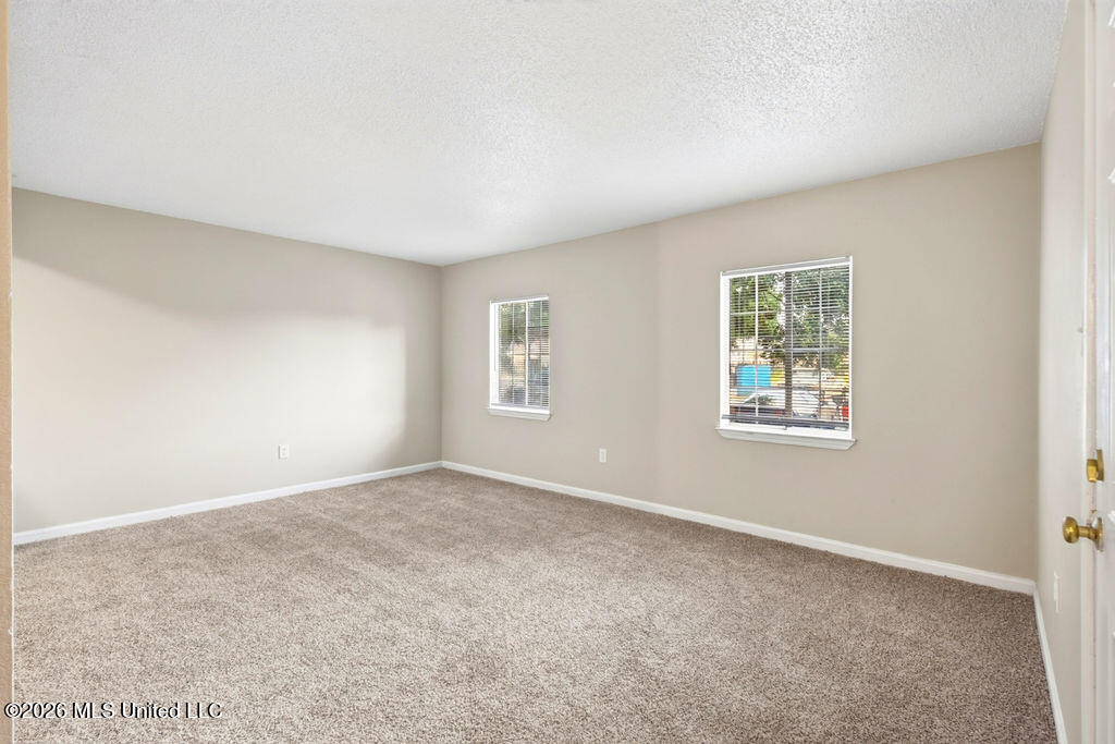 245 Mcdonnell Avenue Property Photo 5