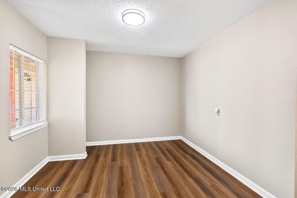 245 Mcdonnell Avenue Property Photo 13