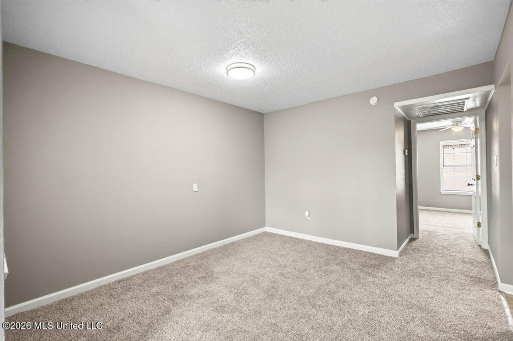 245 Mcdonnell Avenue Property Photo 8