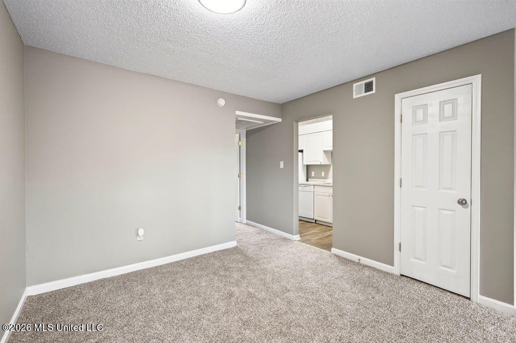 245 Mcdonnell Avenue Property Photo 13