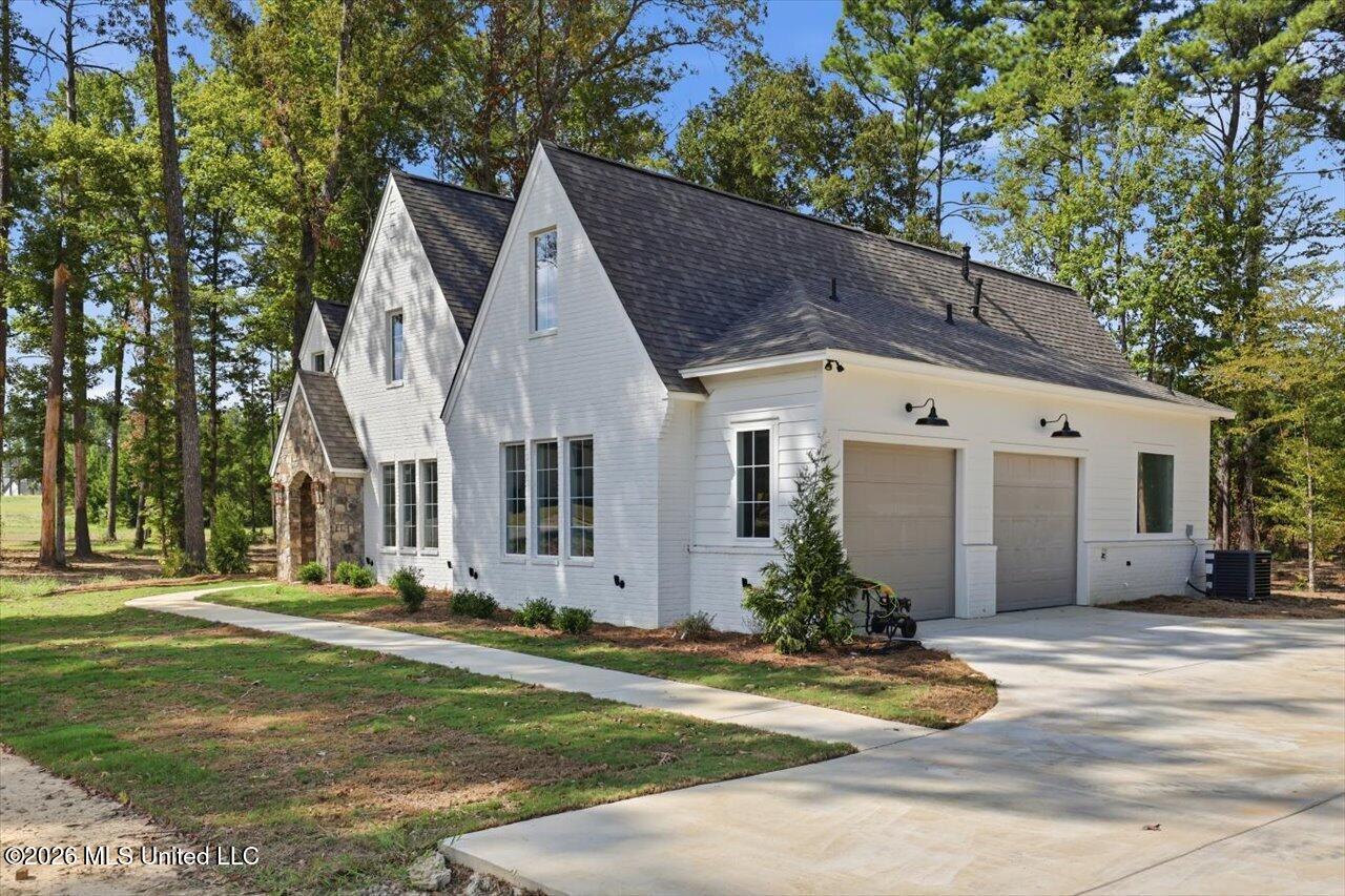1223 Patriotic Circle Property Photo 3