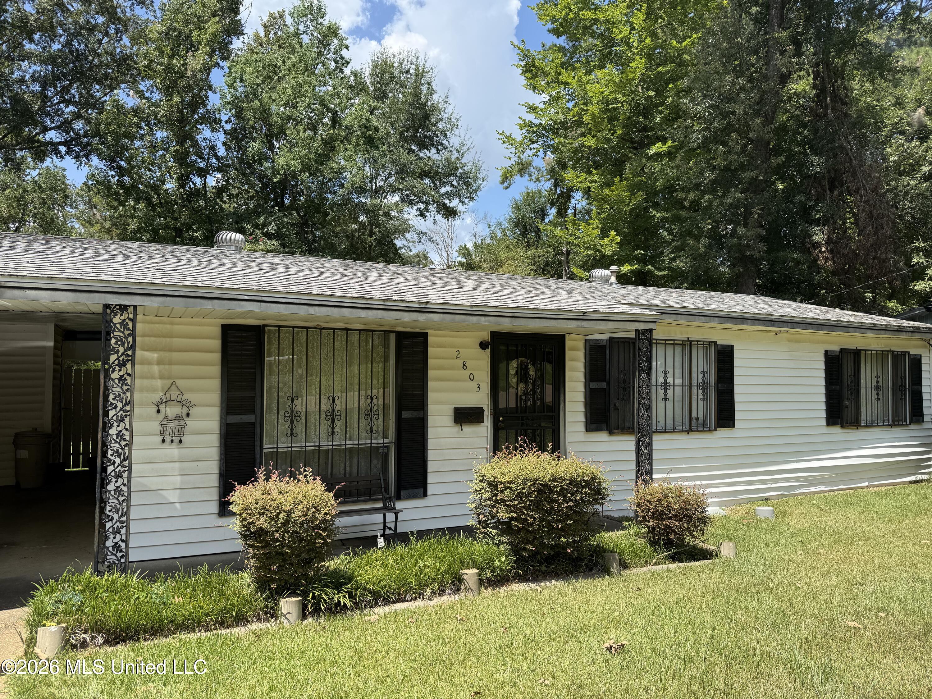 2803 Teresa Drive Property Photo 2