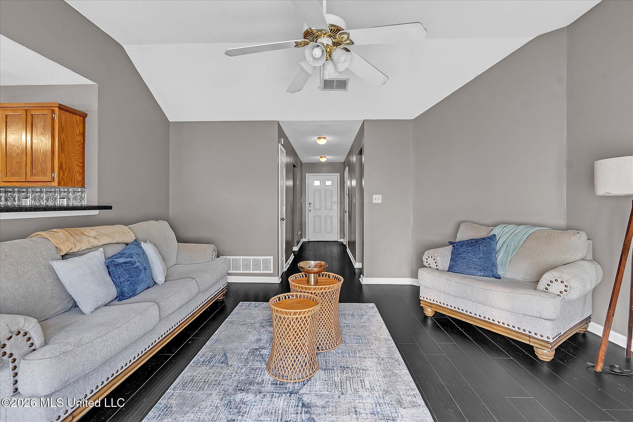 7274 Durango Drive Property Photo 4