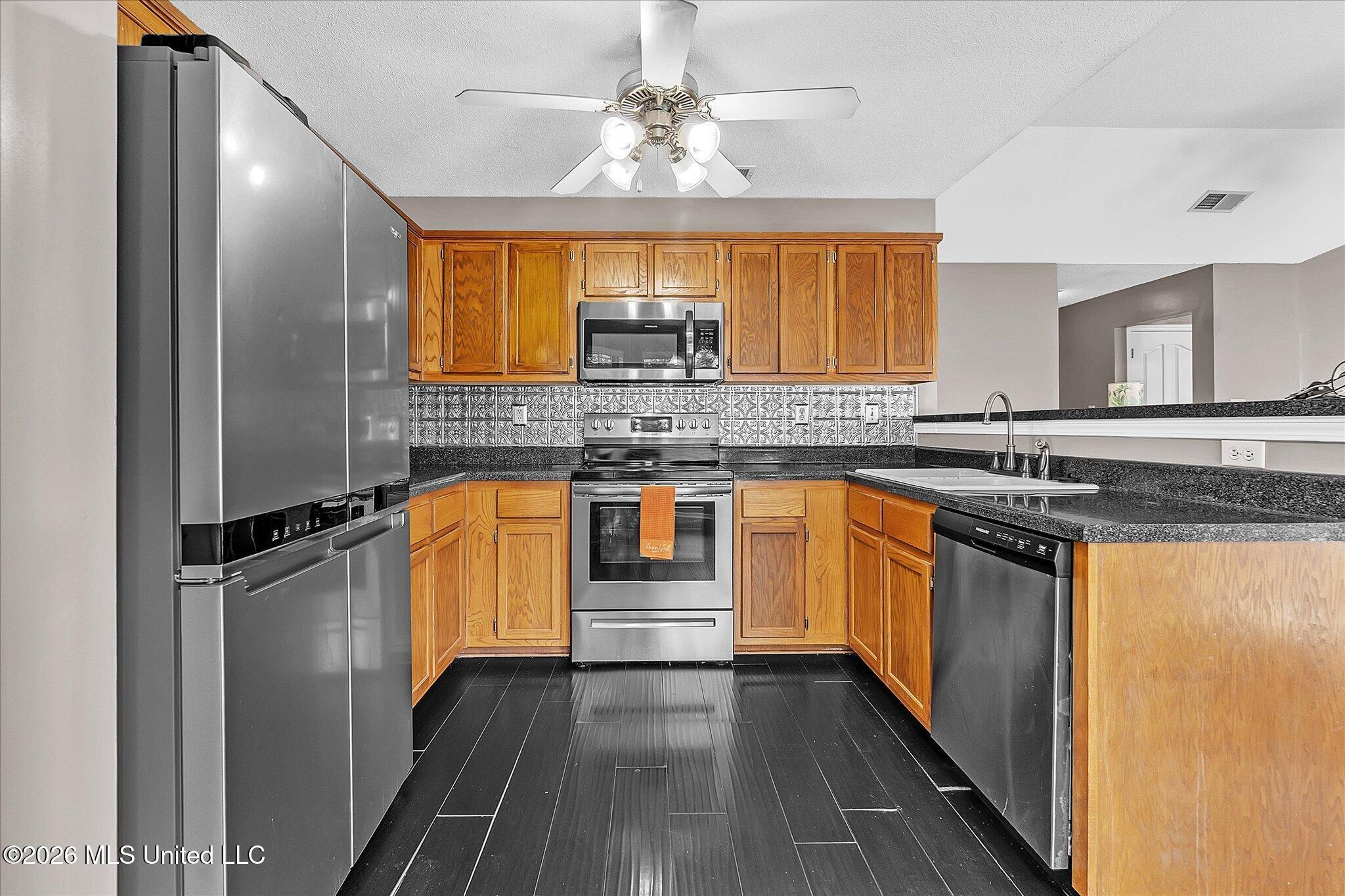 7274 Durango Drive Property Photo 6