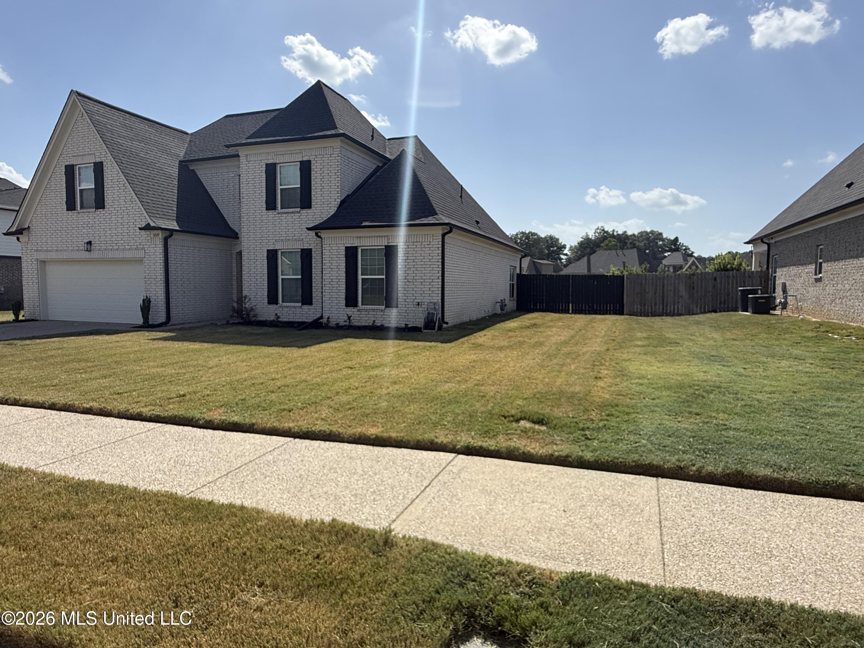 5849 Tucker Landing Property Photo 2