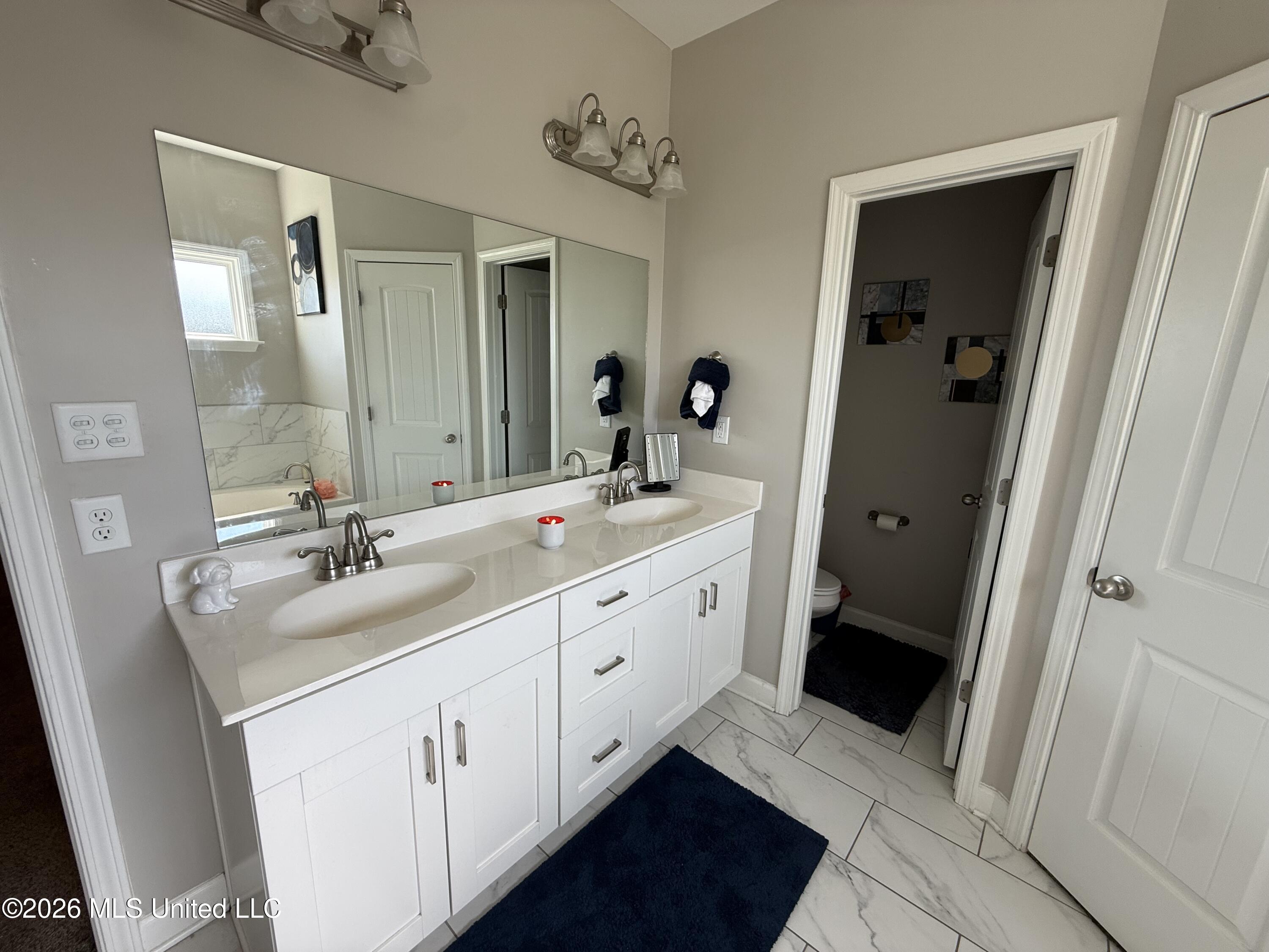 5849 Tucker Landing Property Photo 17