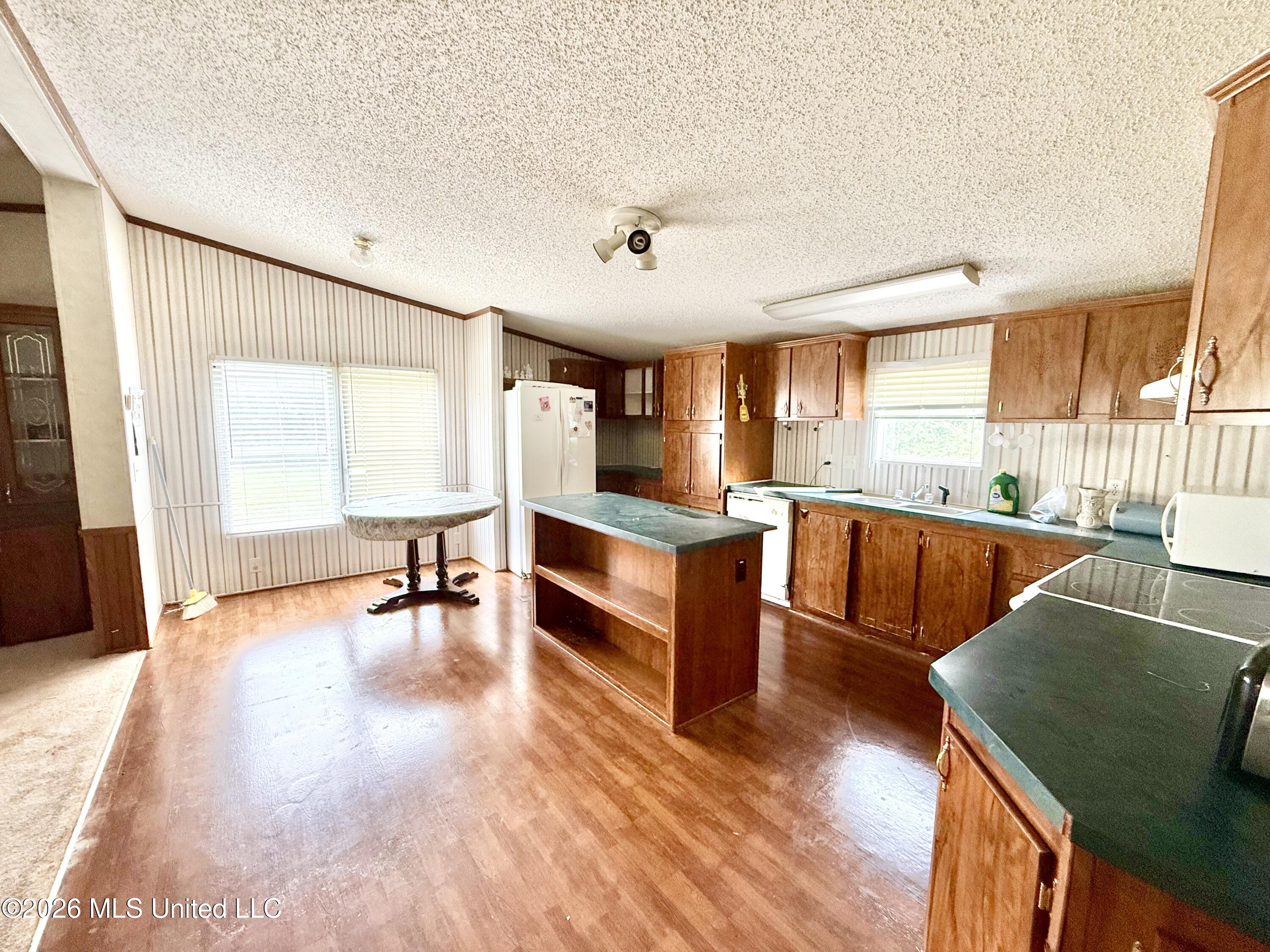 2157 Rhymes Road Property Photo 11