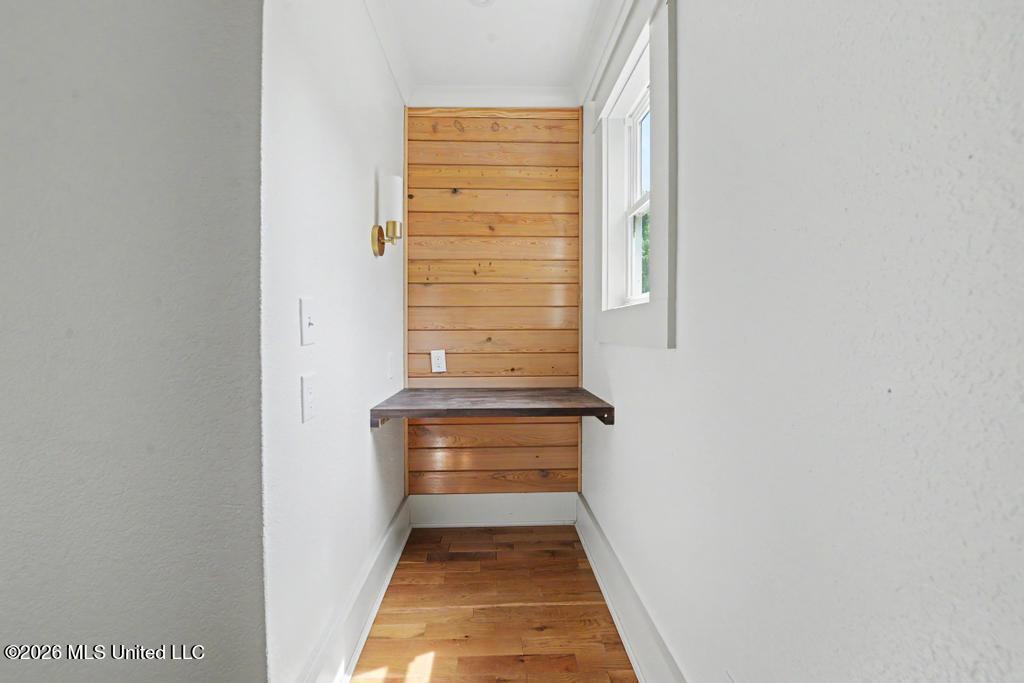 7101 Wayne Lane Property Photo 11