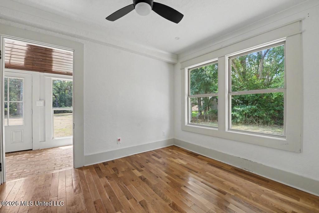 7101 Wayne Lane Property Photo 17