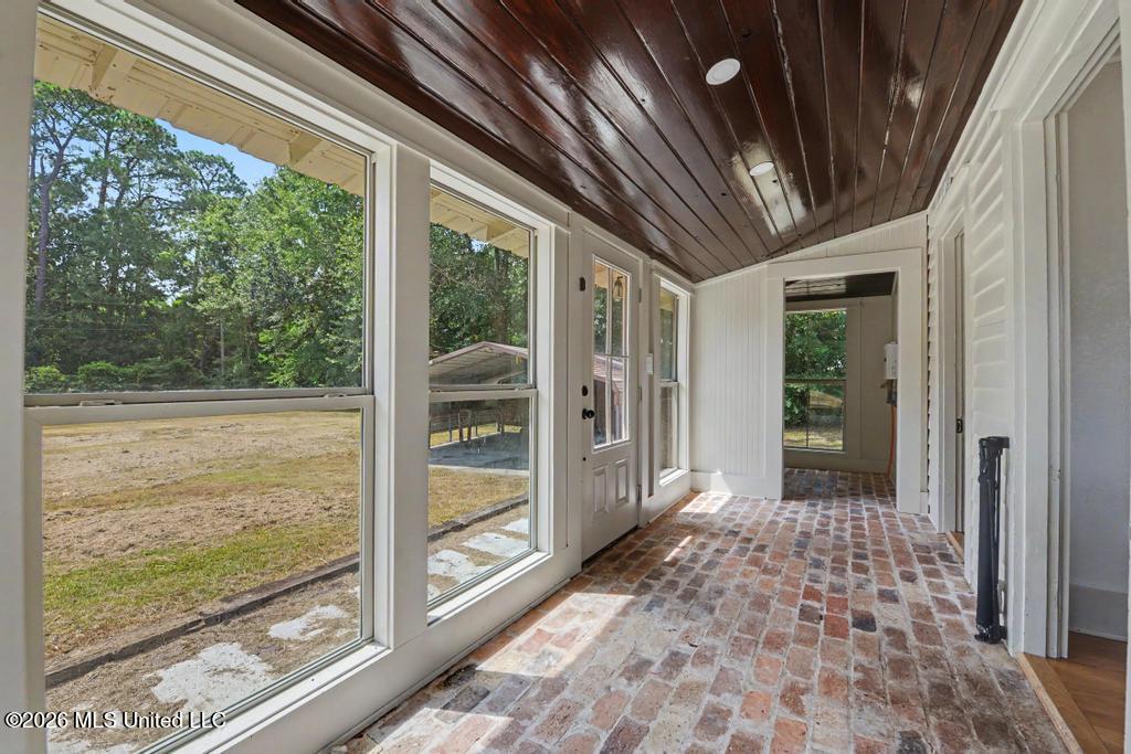 7101 Wayne Lane Property Photo 20
