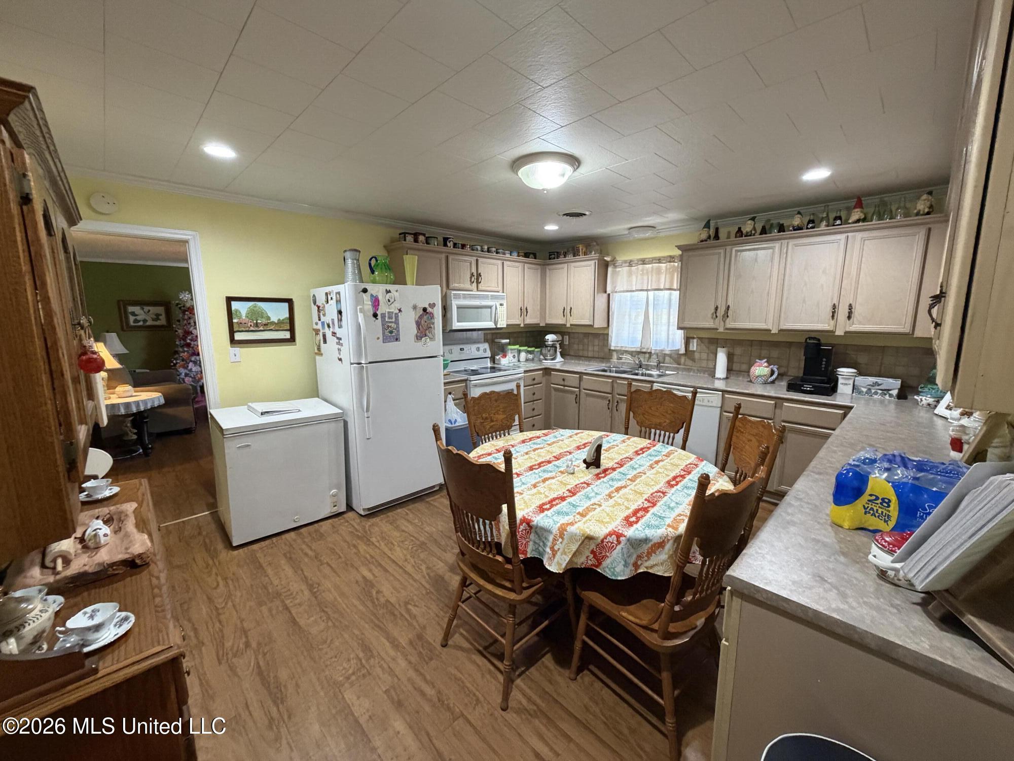 25 S Center Street Property Photo 13