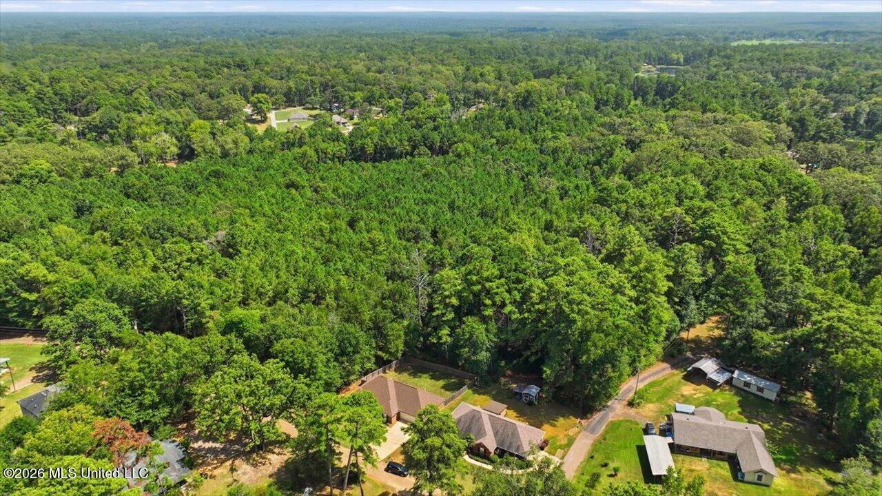 407 Pine Ridge Road Property Photo 10
