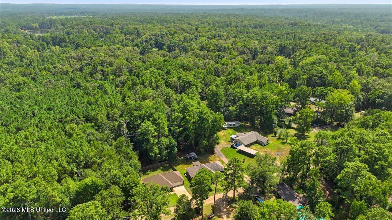 407 Pine Ridge Road Property Photo 12