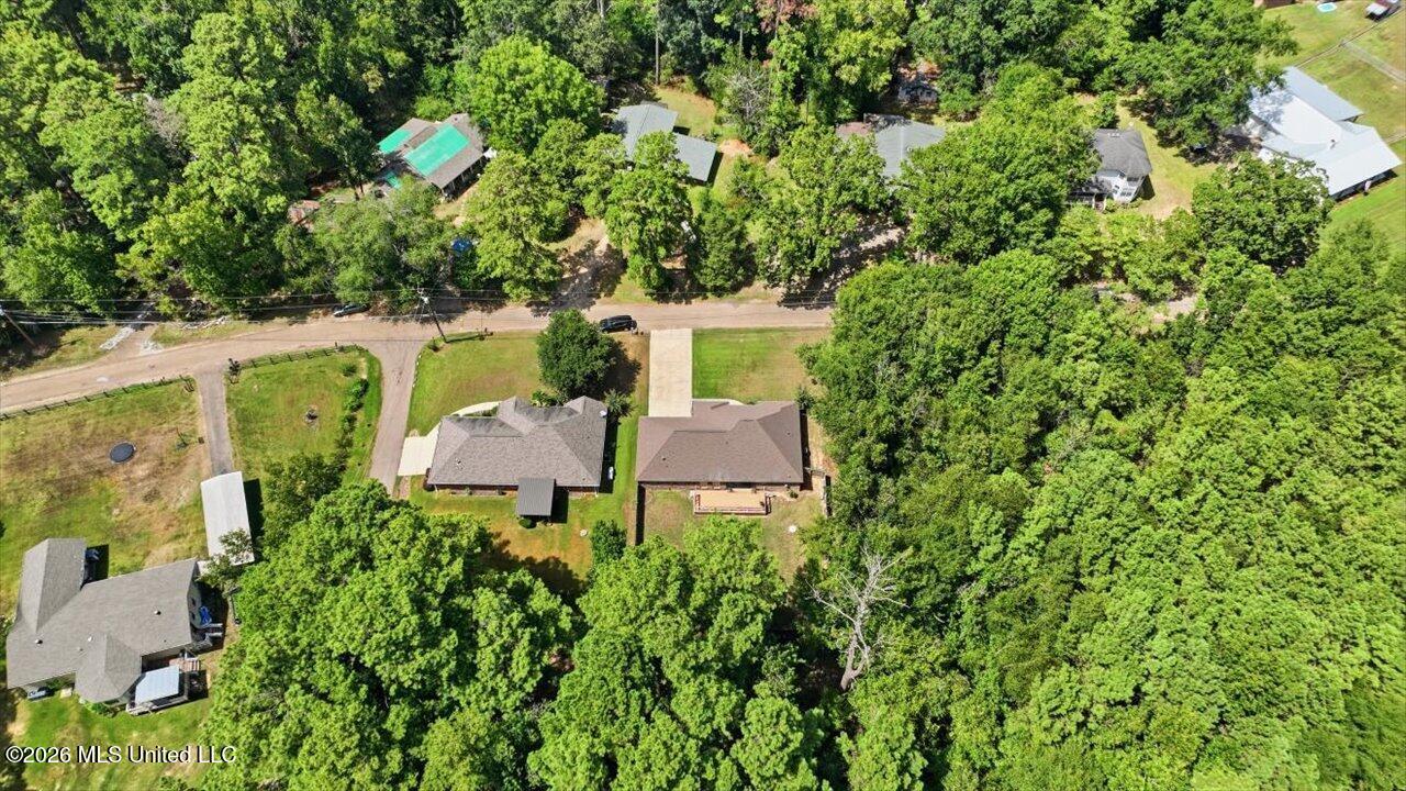 407 Pine Ridge Road Property Photo 17