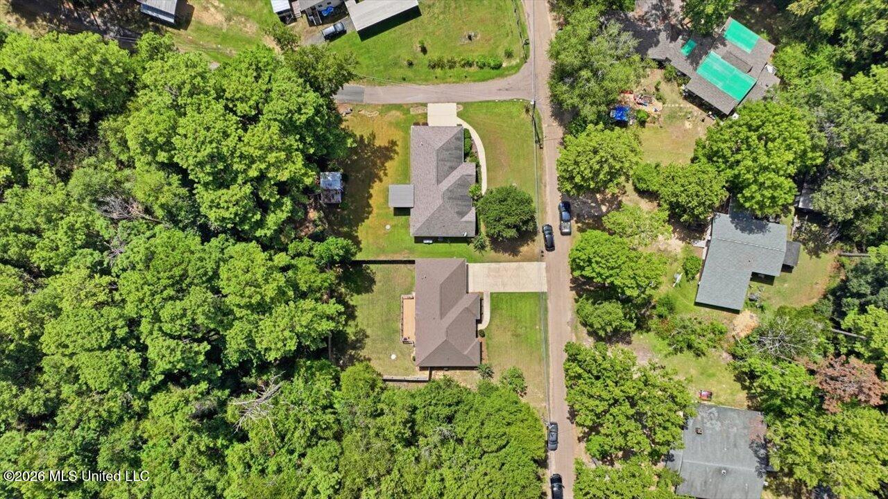 407 Pine Ridge Road Property Photo 18