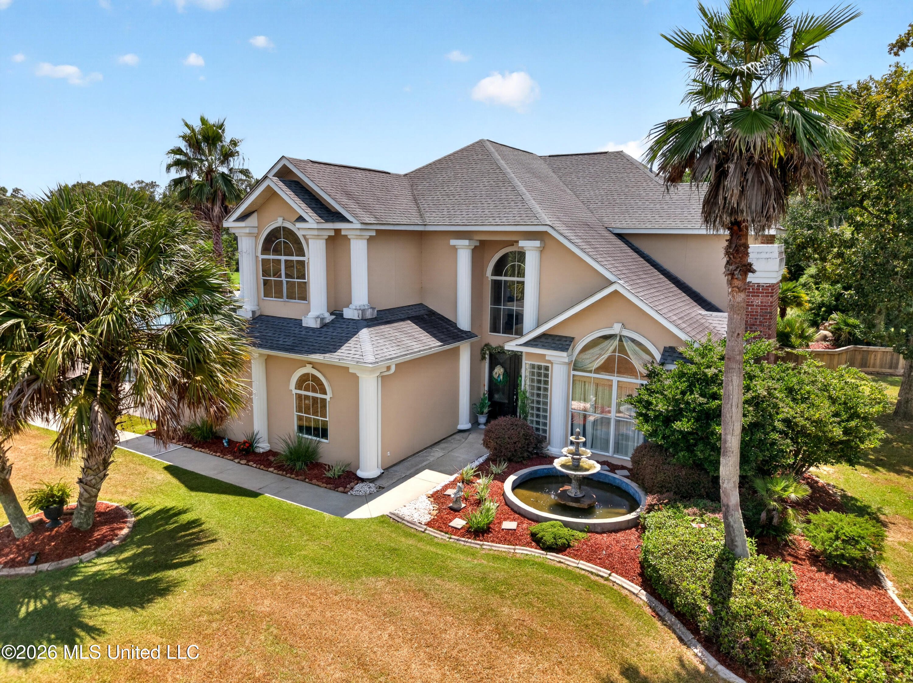 28 Lands End Property Photo 3