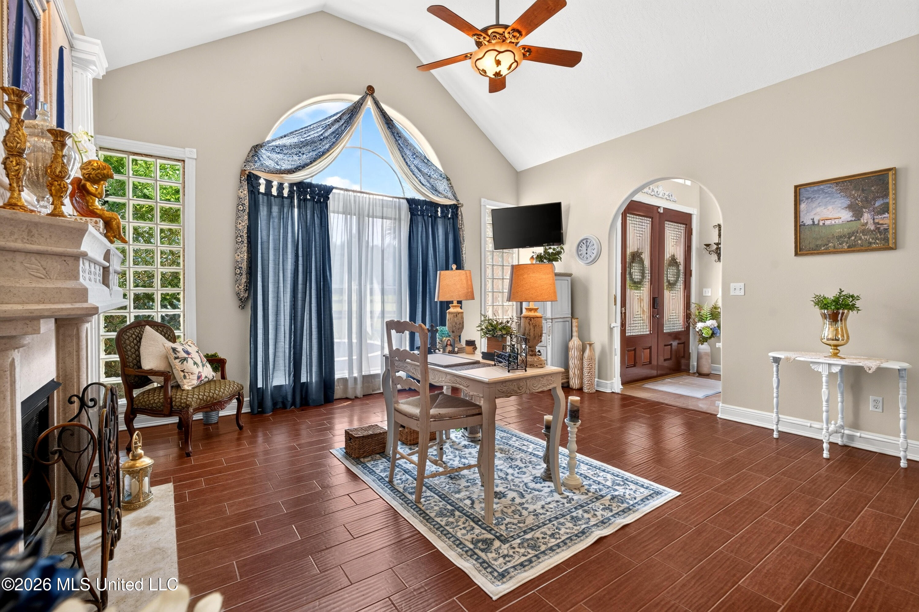 28 Lands End Property Photo 14