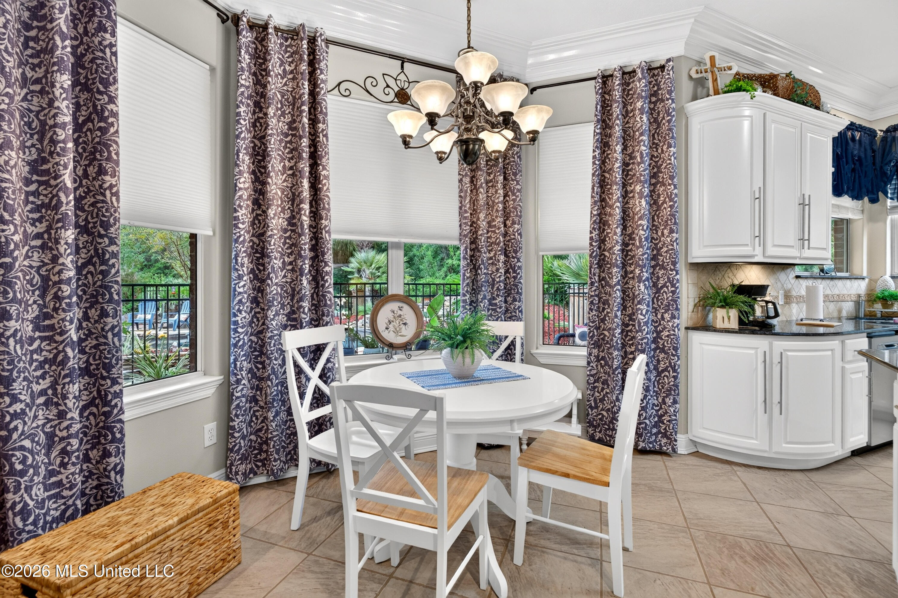 28 Lands End Property Photo 22