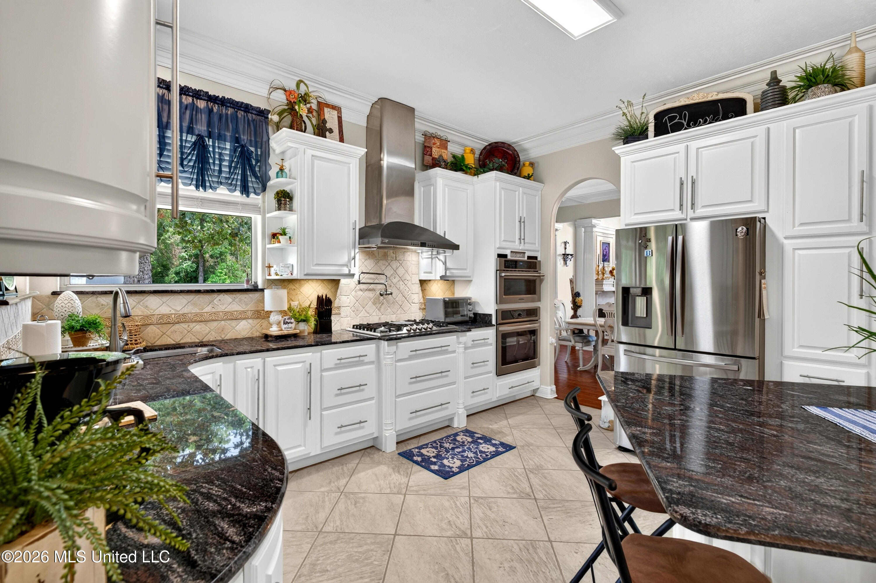 28 Lands End Property Photo 26
