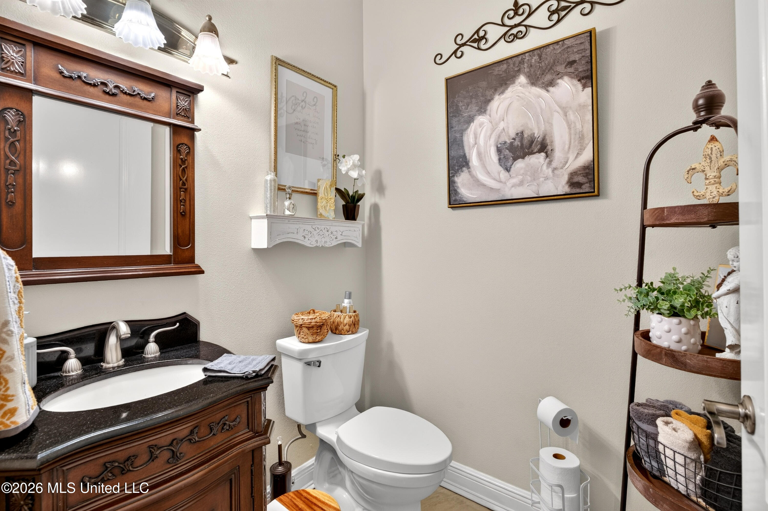 28 Lands End Property Photo 45