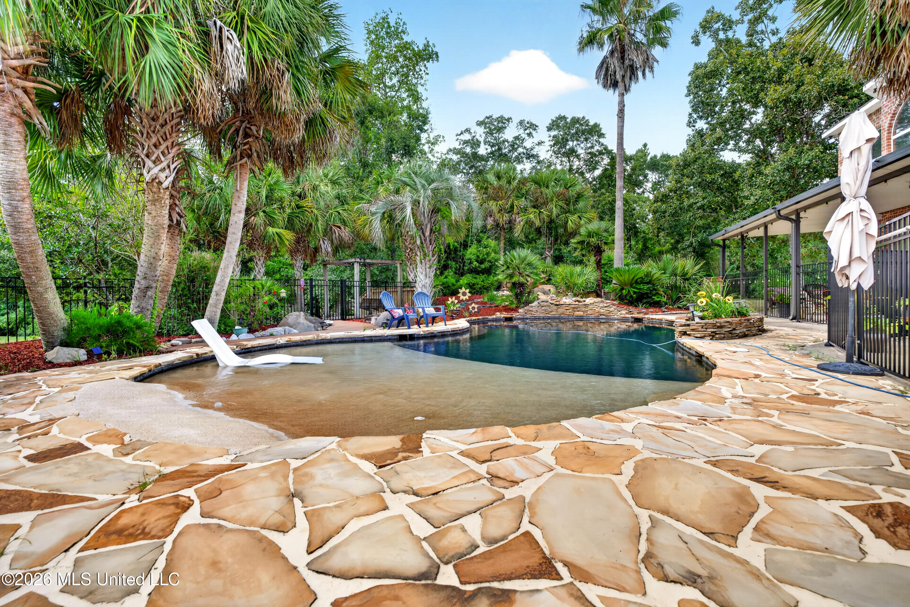 28 Lands End Property Photo 80