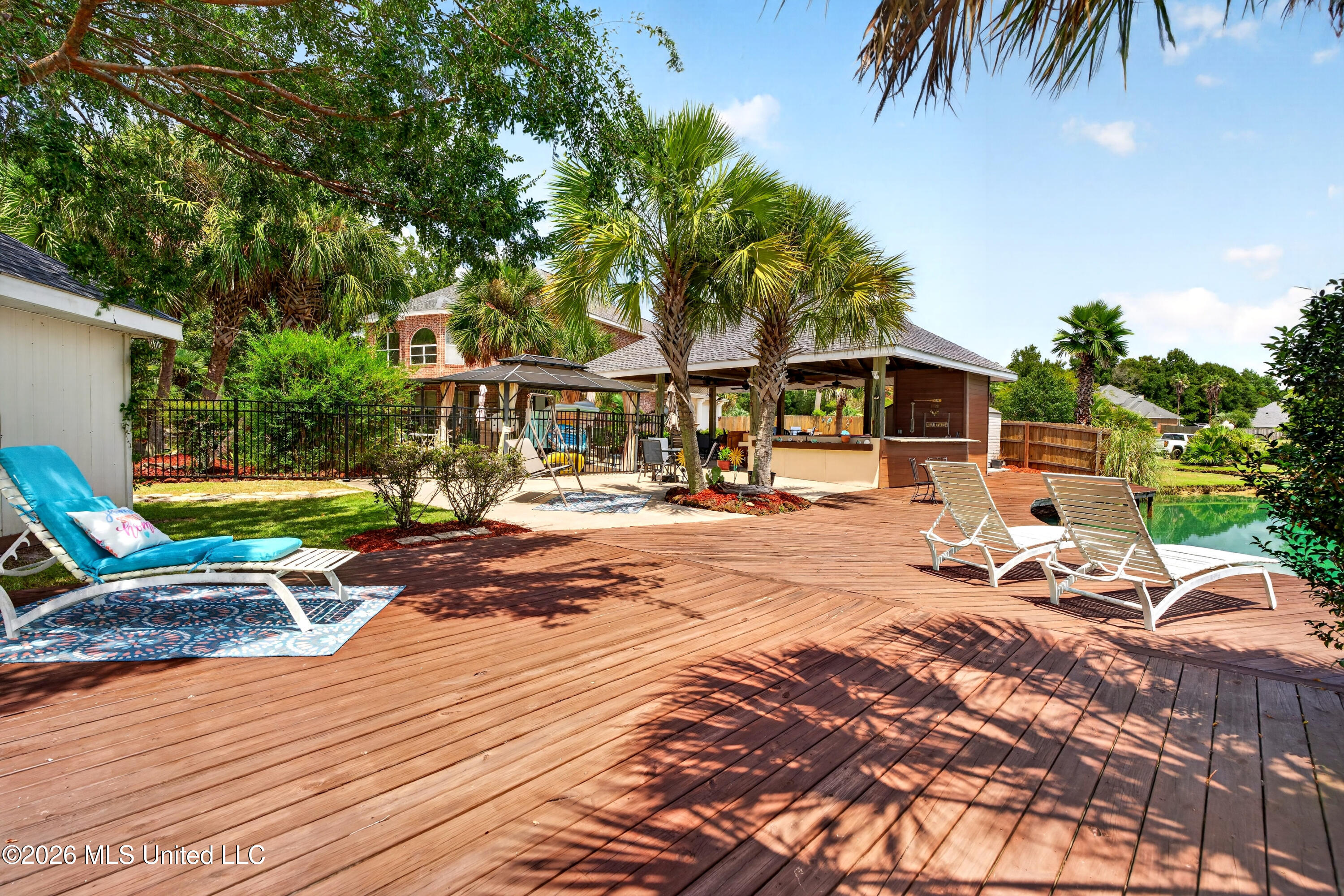 28 Lands End Property Photo 95