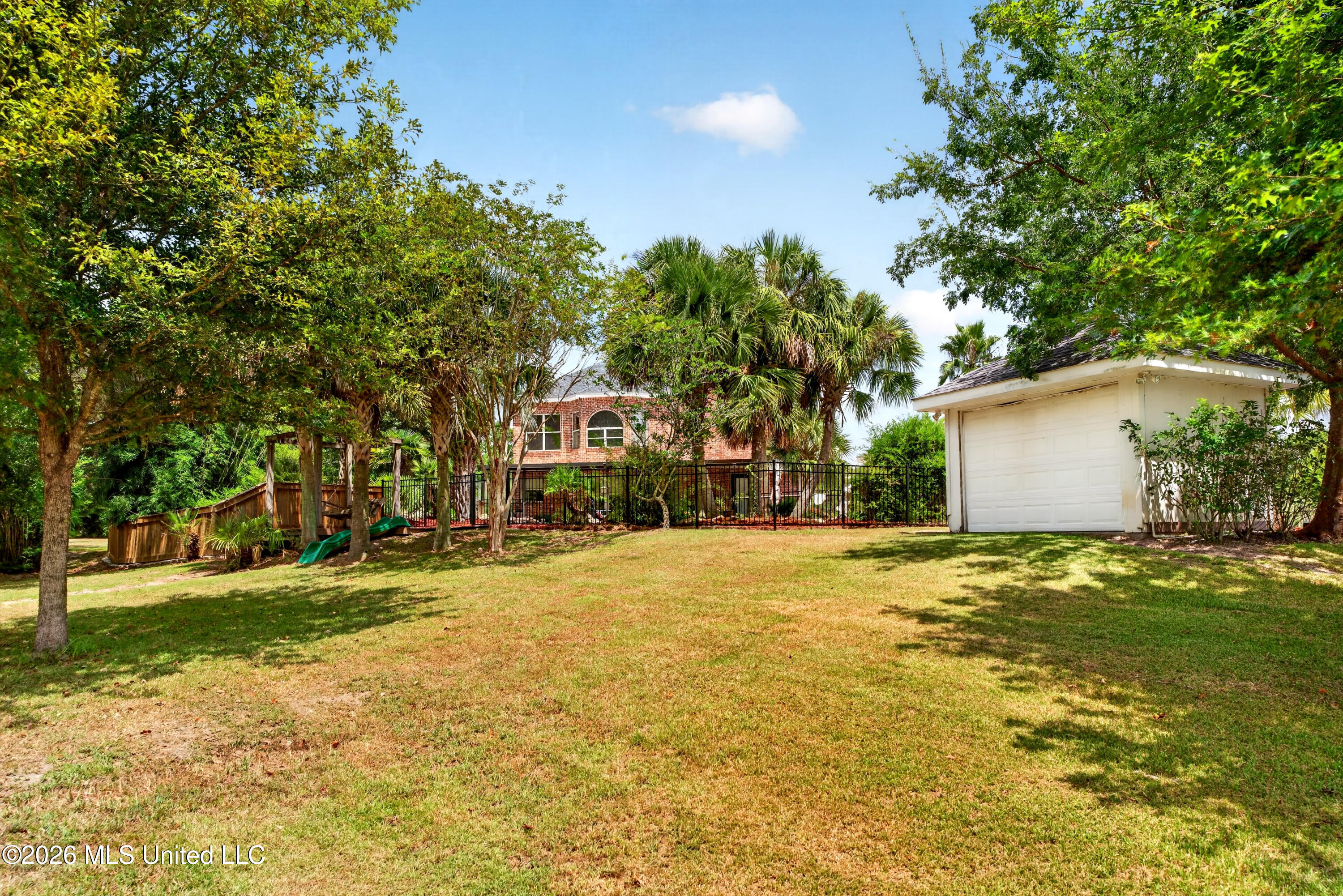 28 Lands End Property Photo 102
