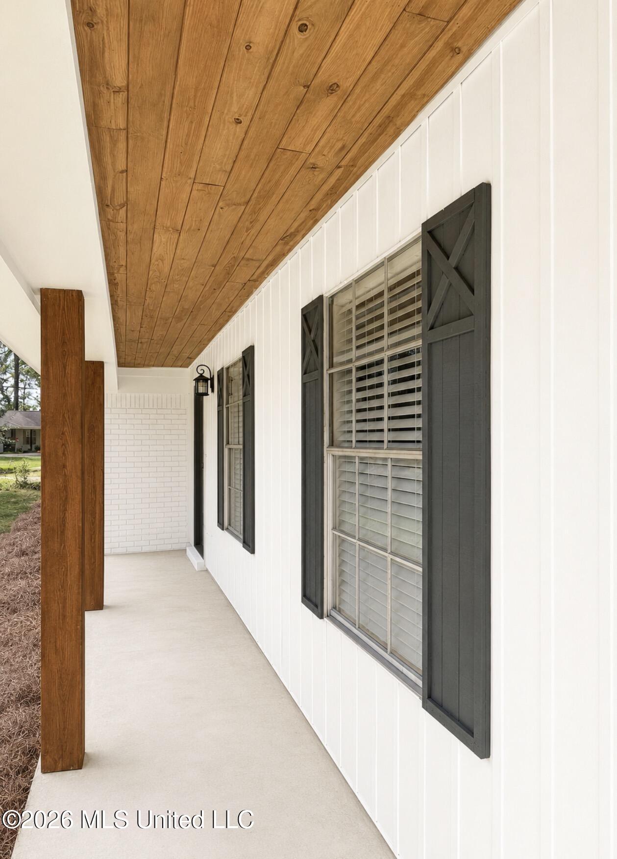 1016 Tanglewood Drive Property Photo 19