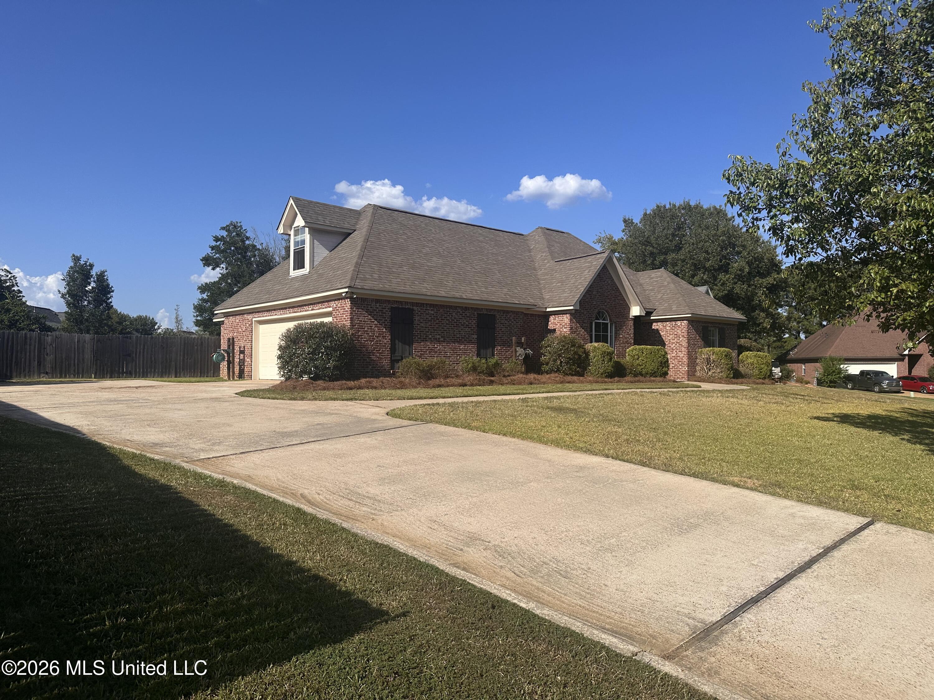 102 Eastfield Place Property Photo 3