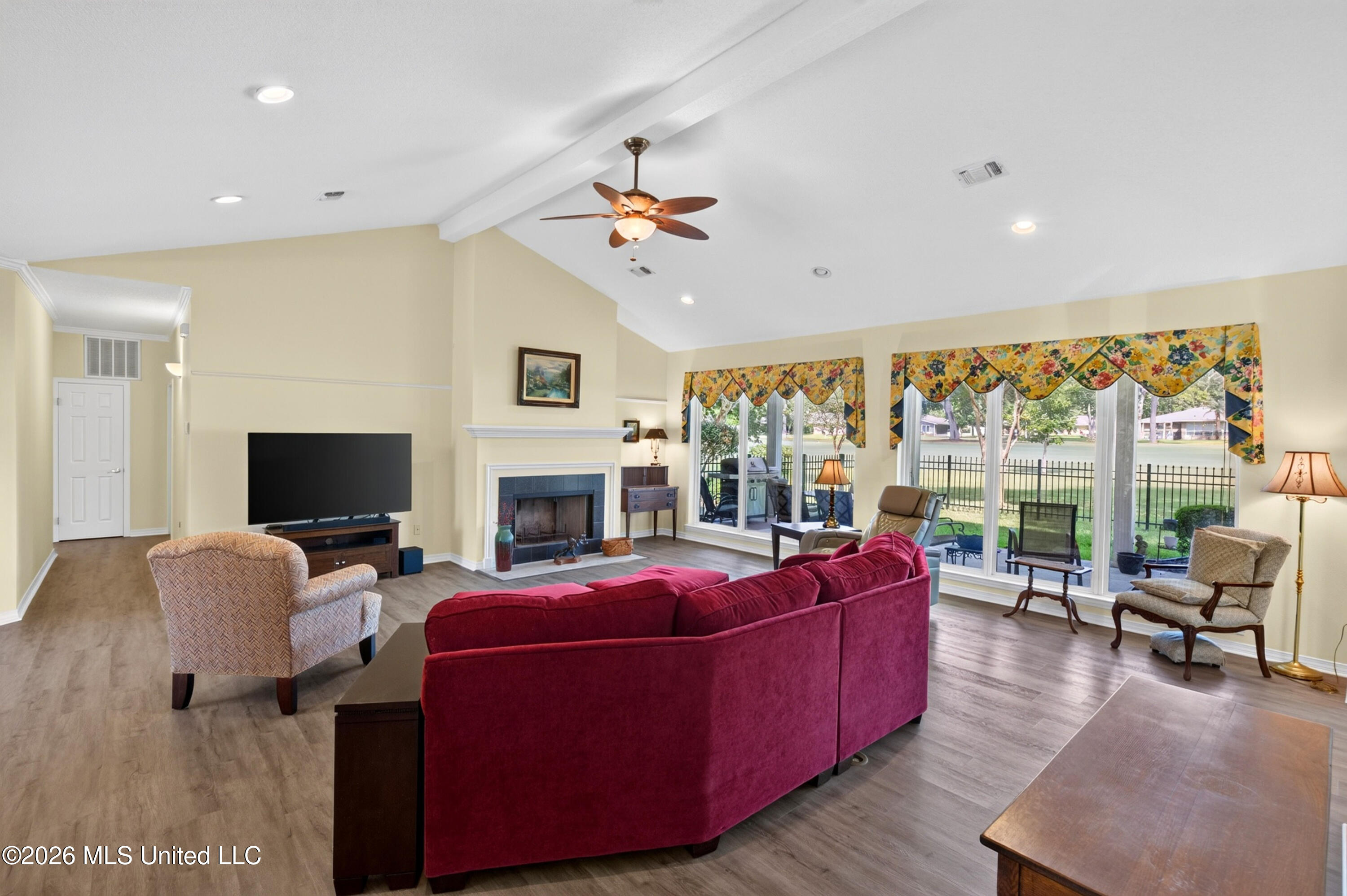 56135 E Diamondhead Drive Property Photo 14