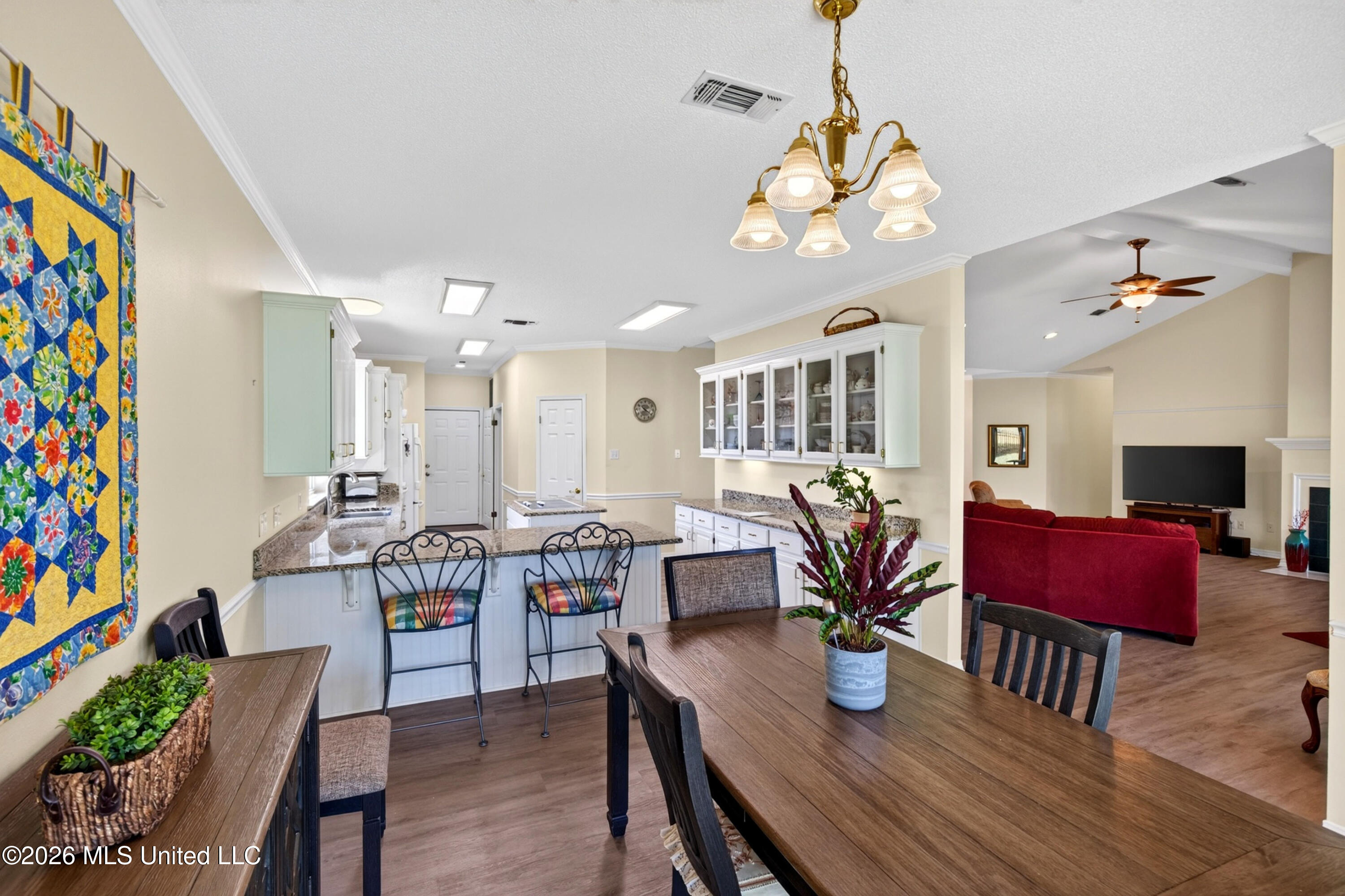 56135 E Diamondhead Drive Property Photo 18