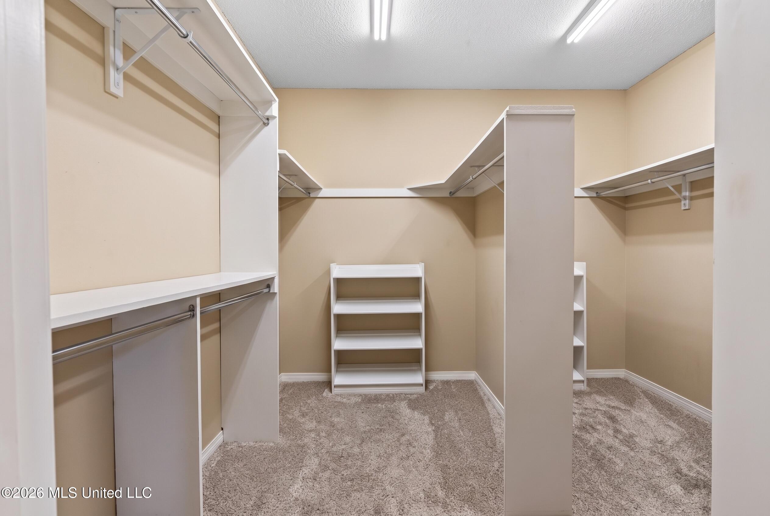 56135 E Diamondhead Drive Property Photo 27
