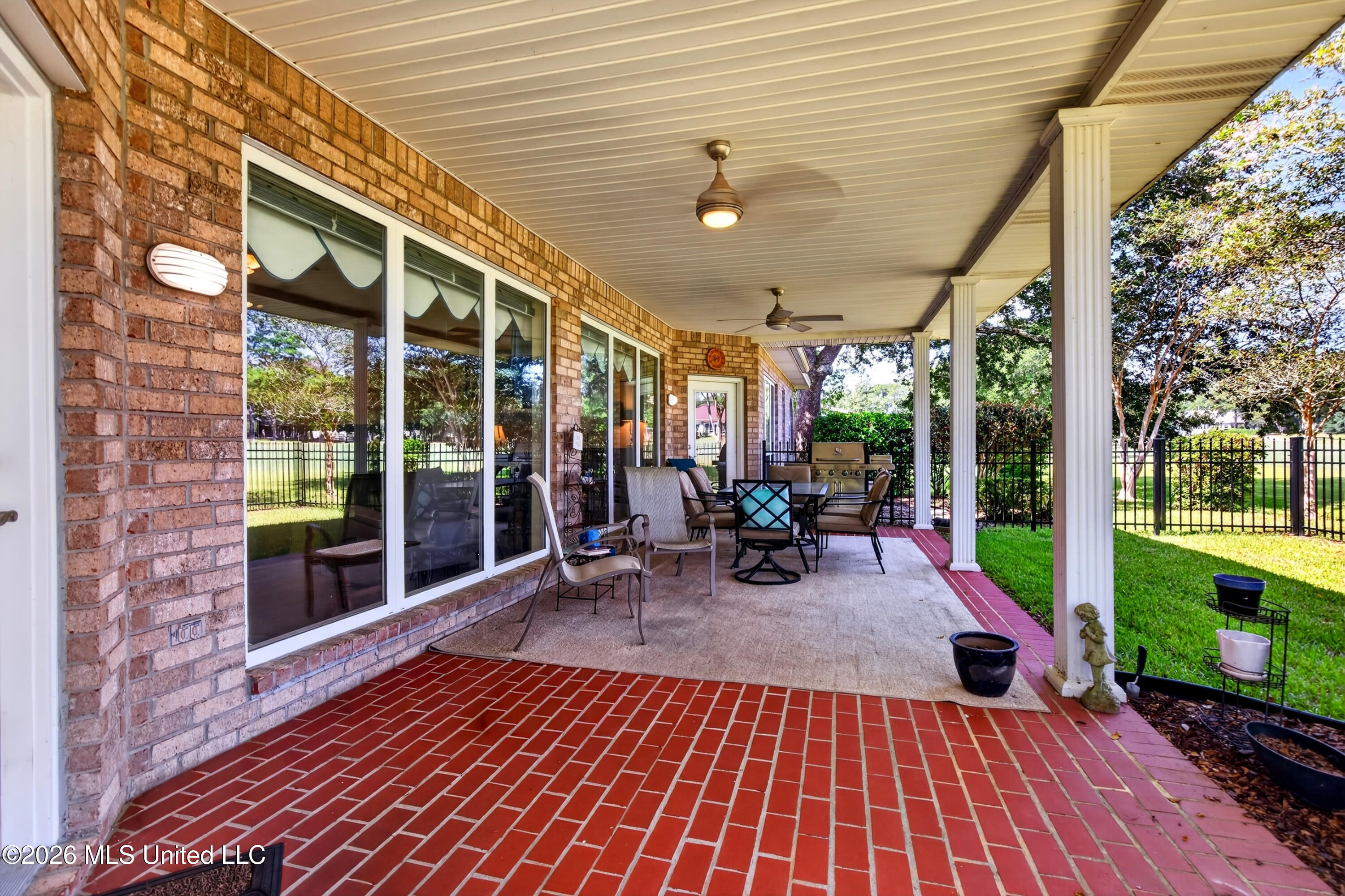 56135 E Diamondhead Drive Property Photo 35