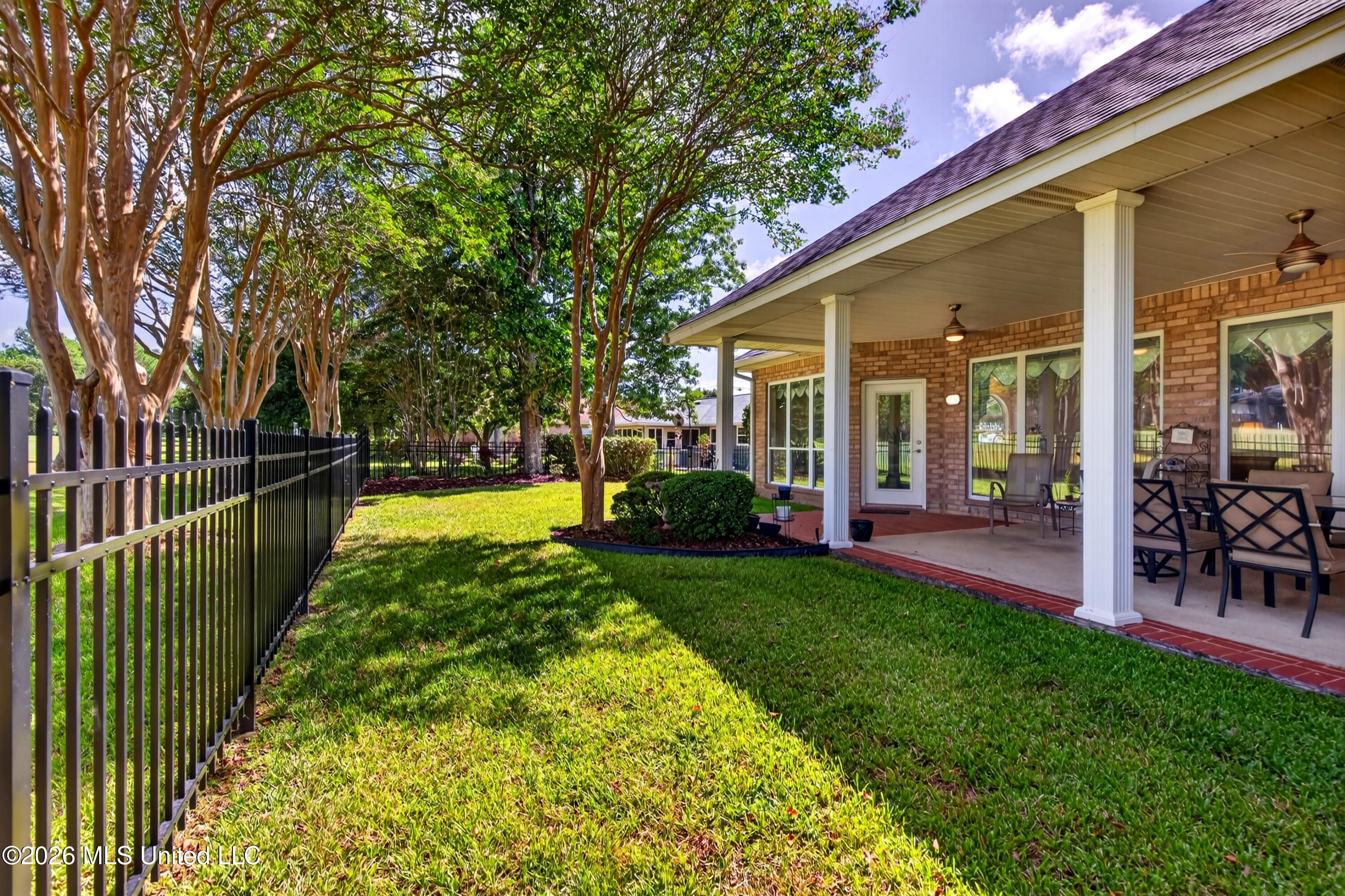 56135 E Diamondhead Drive Property Photo 37