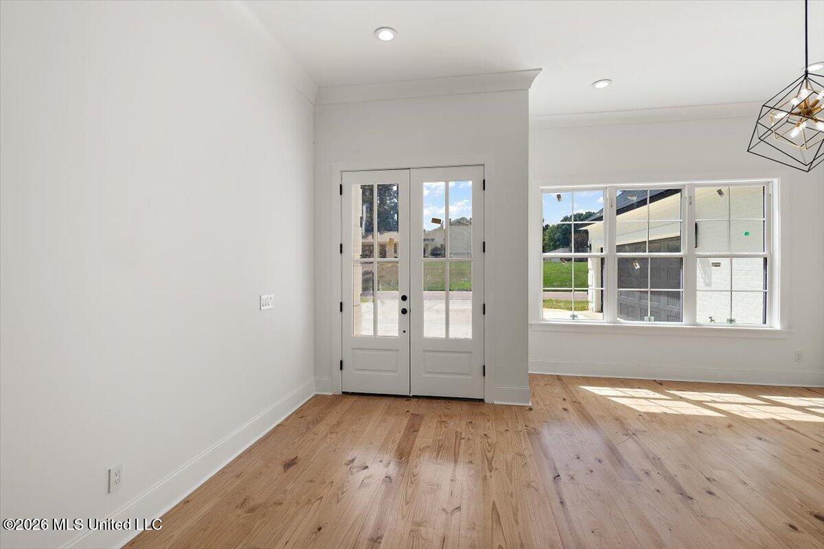 304 Millcreek Drive Property Photo 3