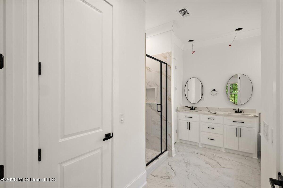304 Millcreek Drive Property Photo 11