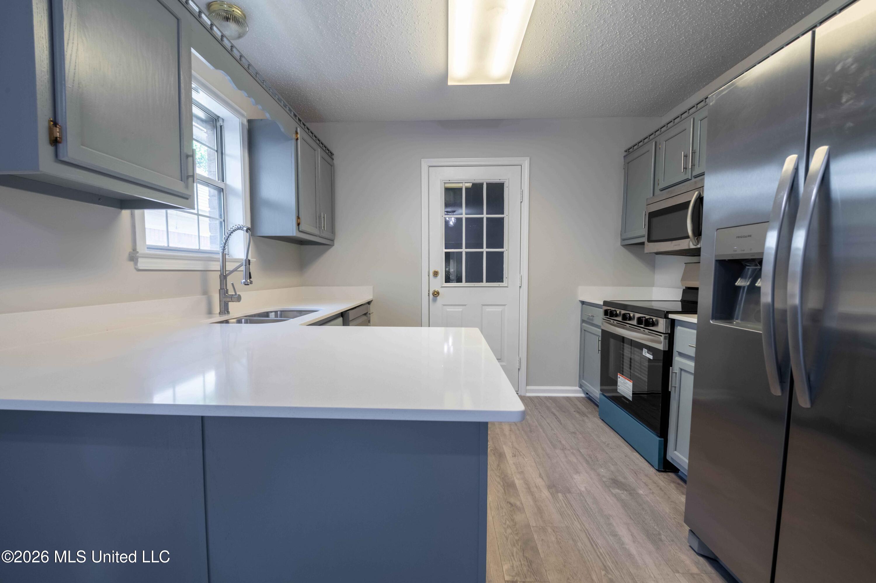 7870 Chesterfield Drive Property Photo 10