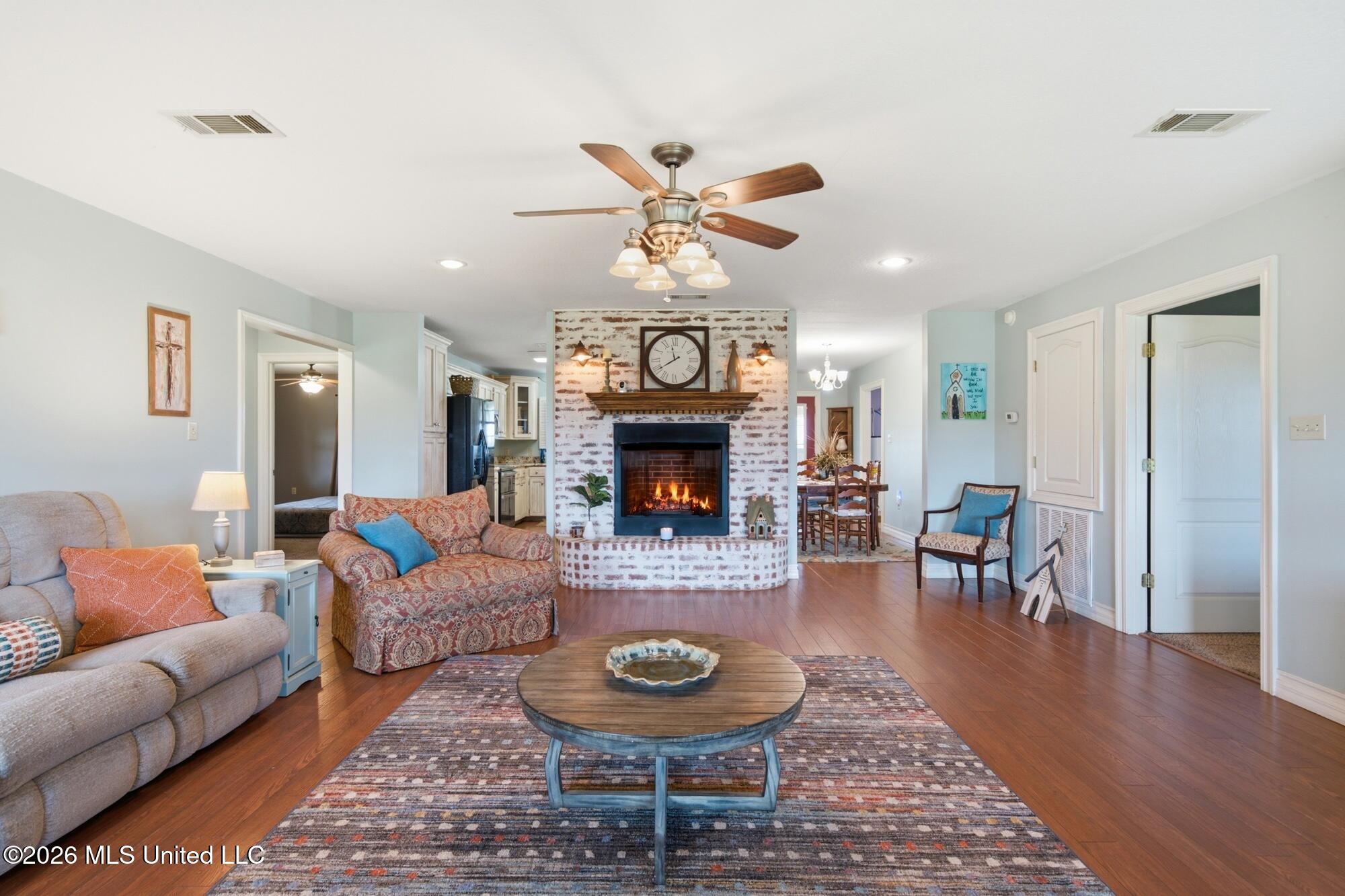 174 Watermelon Road Property Photo 6
