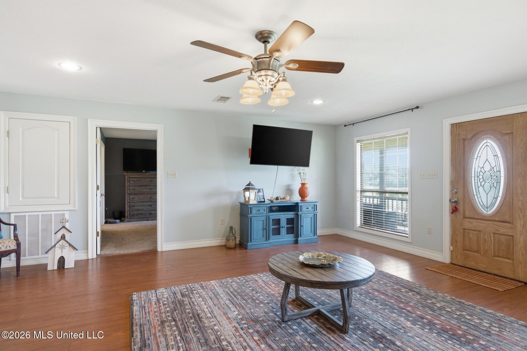 174 Watermelon Road Property Photo 8