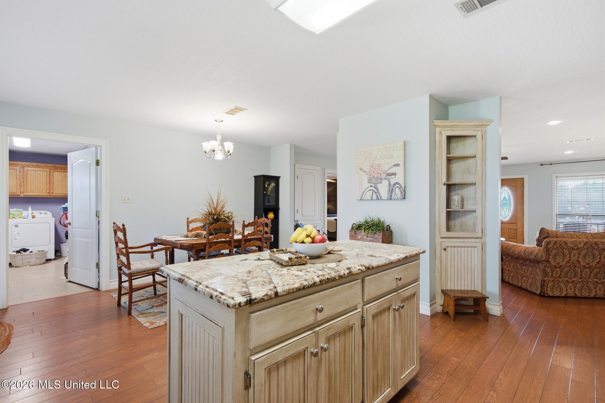 174 Watermelon Road Property Photo 13