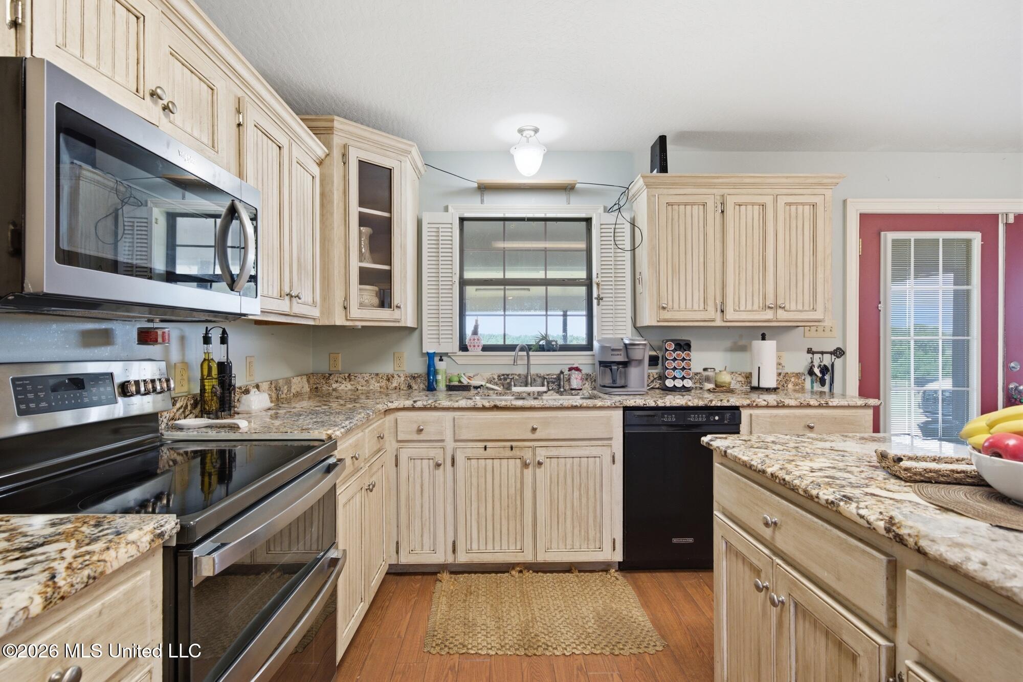 174 Watermelon Road Property Photo 14
