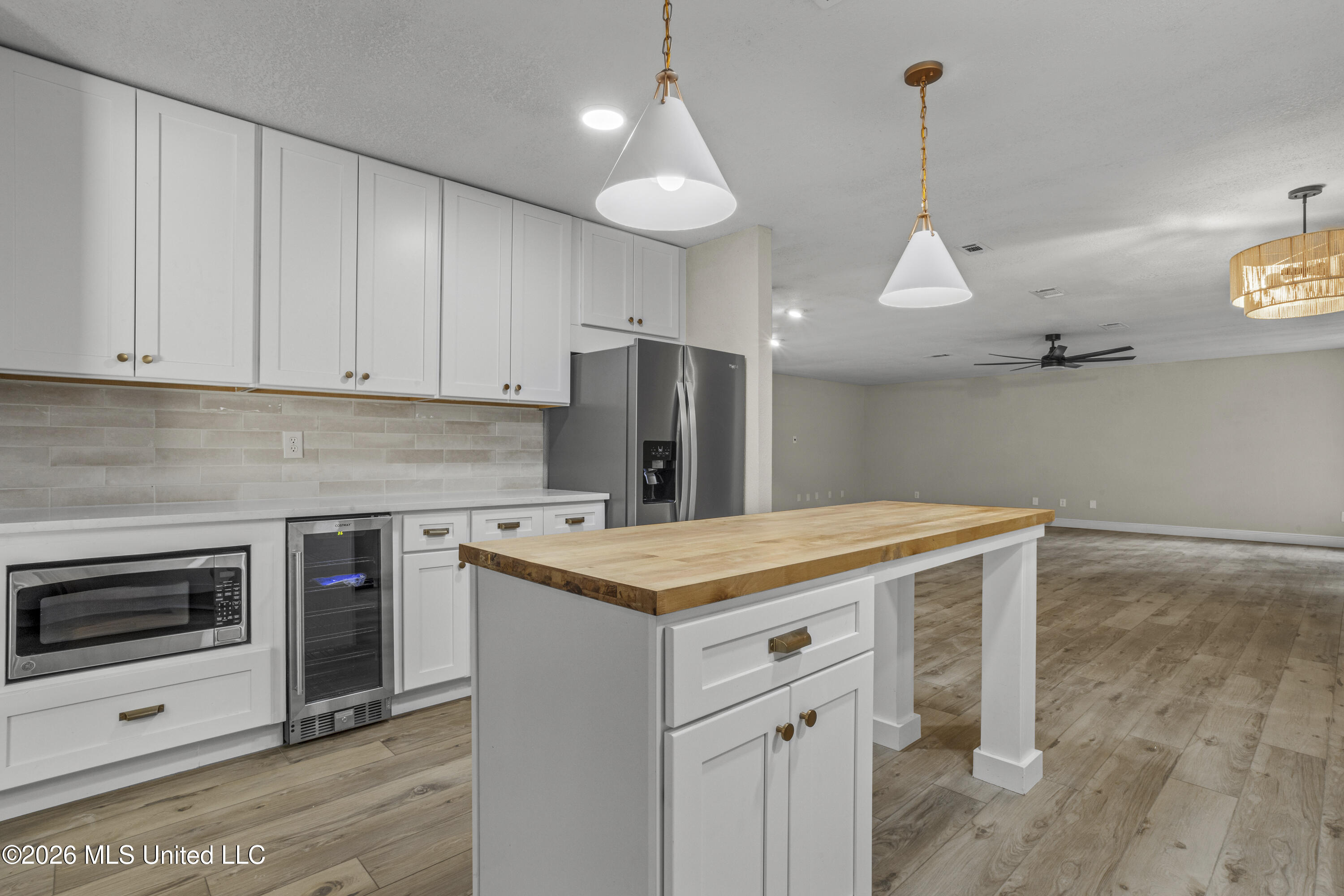 371 Lakeview Boulevard Property Photo 13