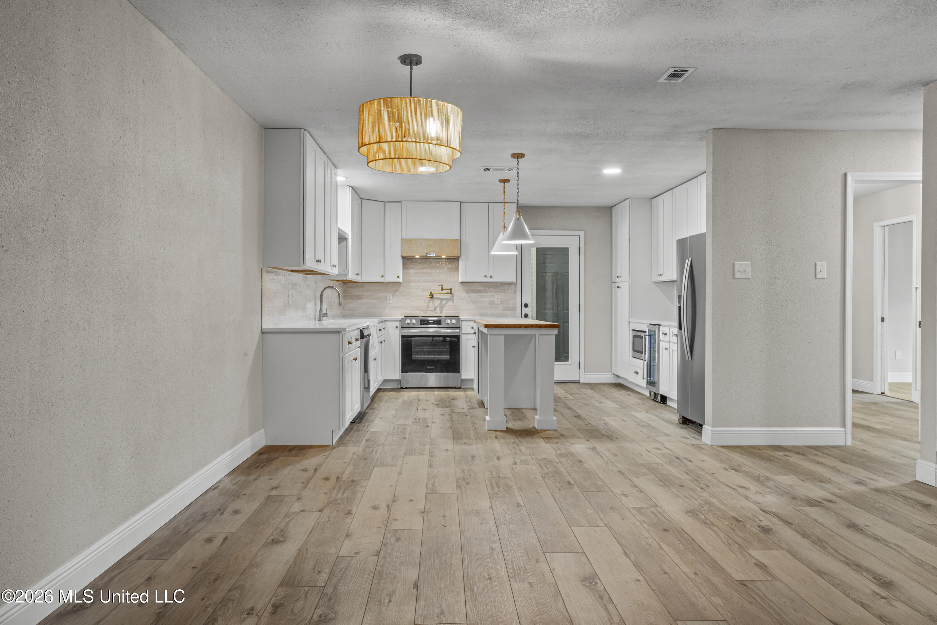371 Lakeview Boulevard Property Photo 16